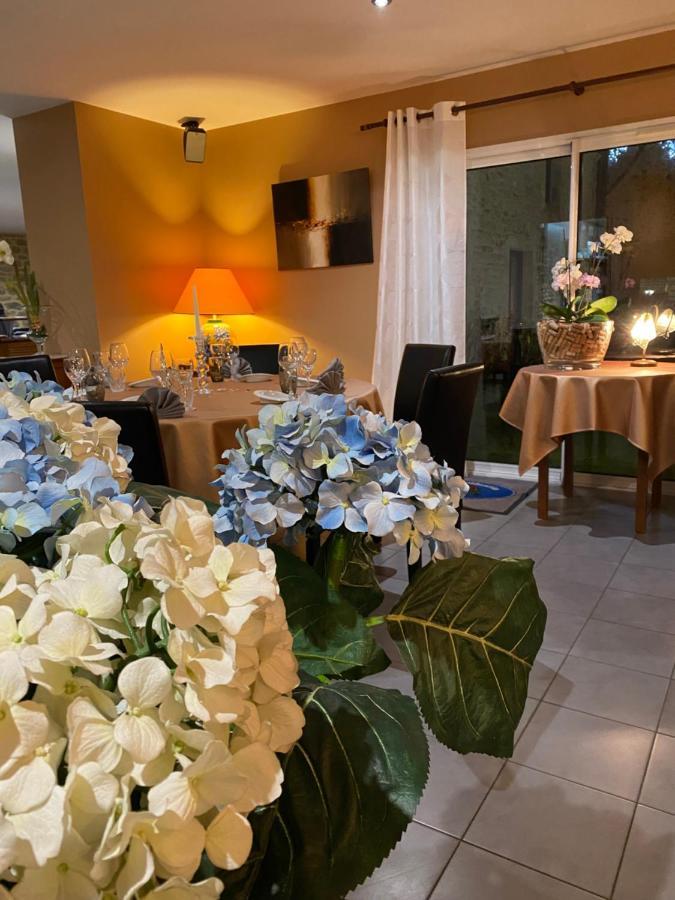Hotel - Restaurant L'Hortensia Noyalo Dış mekan fotoğraf