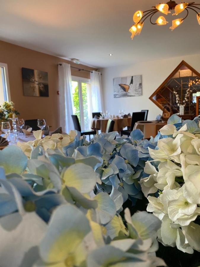 Hotel - Restaurant L'Hortensia Noyalo Dış mekan fotoğraf